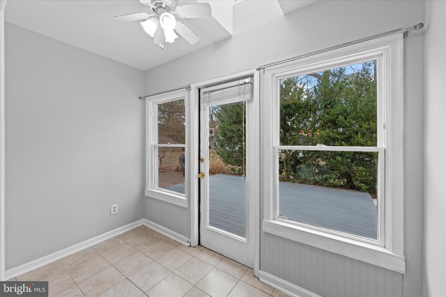 1017 Heron Court photo 3