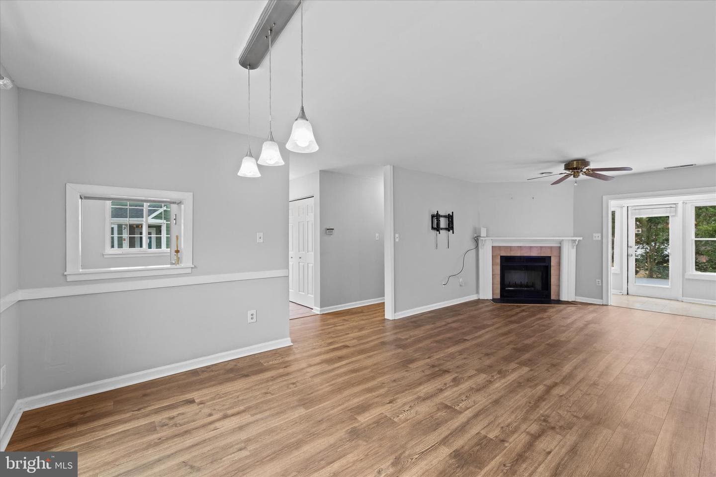 1017 Heron Court photo 9