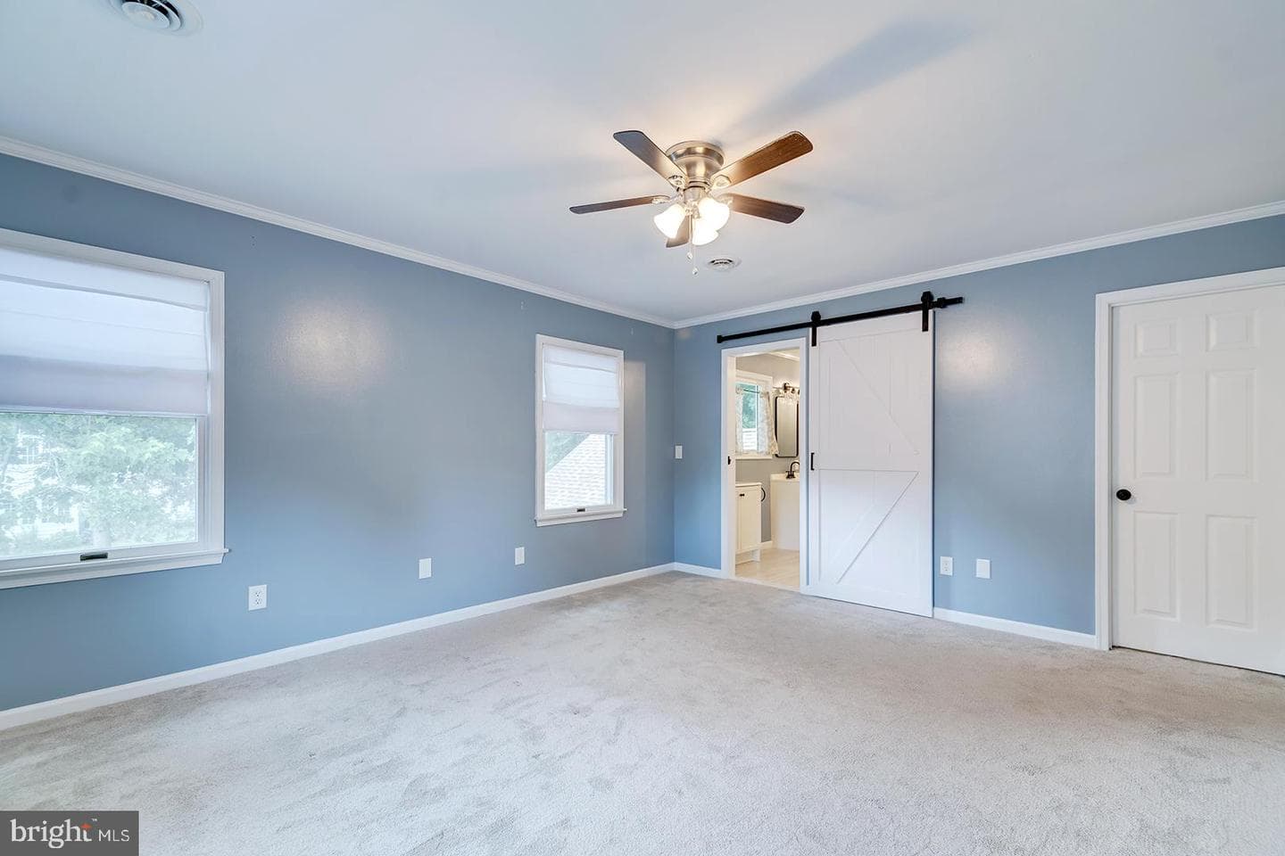 5662 Clydesdale Drive photo 19