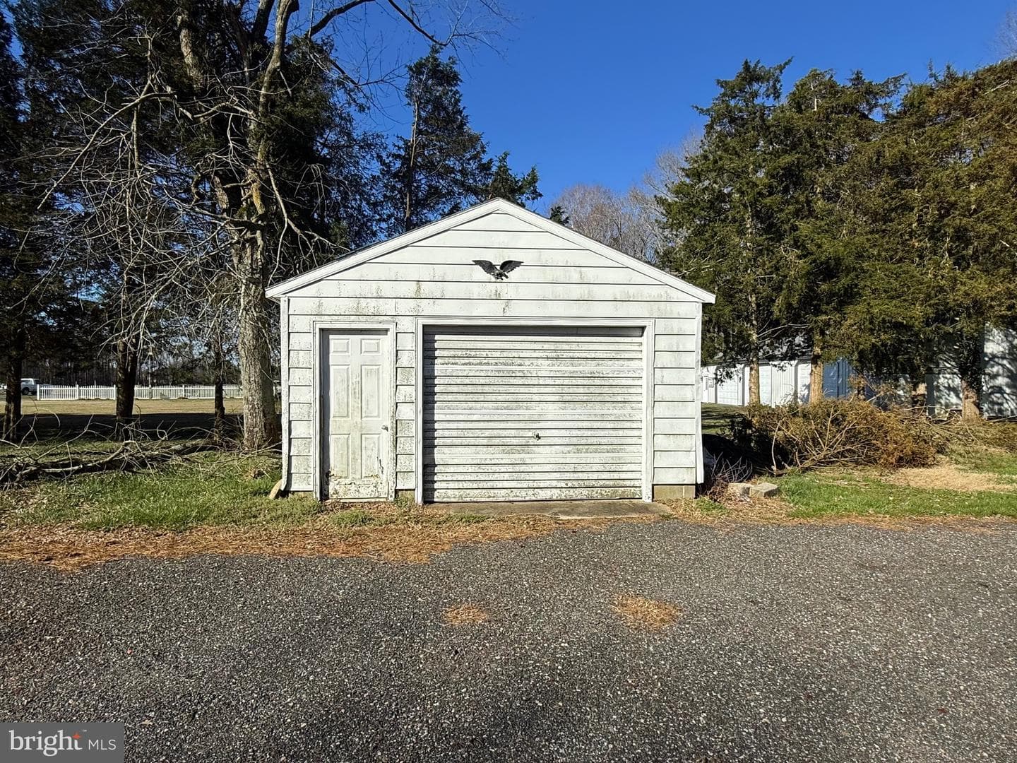 7592 Green Lewis Rd photo 5