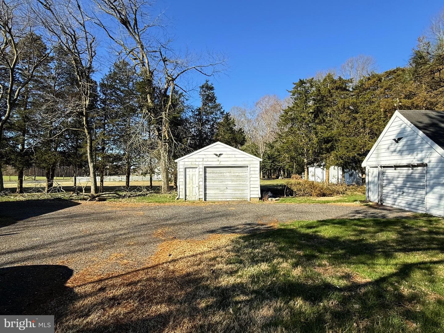 7592 Green Lewis Rd photo 6