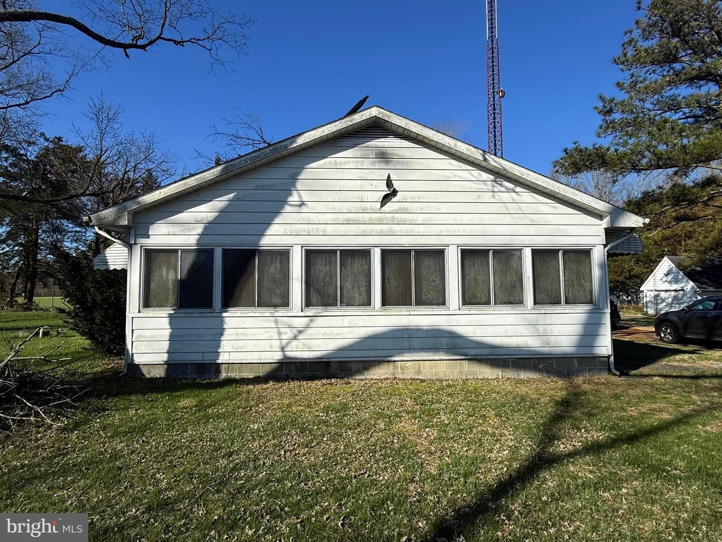 7592 Green Lewis Rd photo 8
