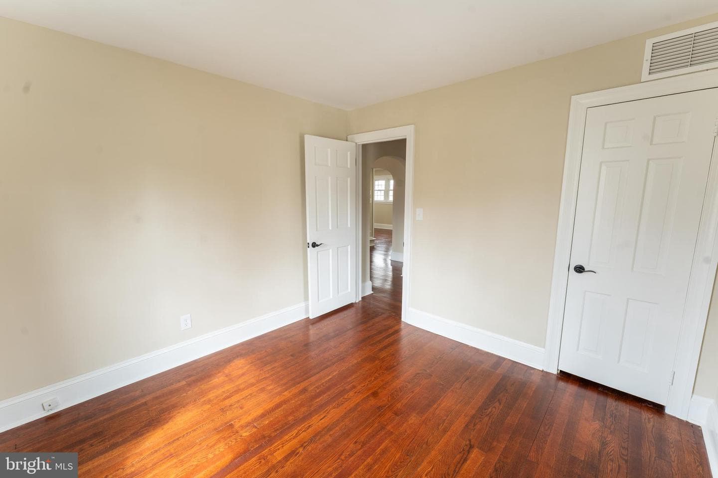 227 Pinehurst Avenue photo 31