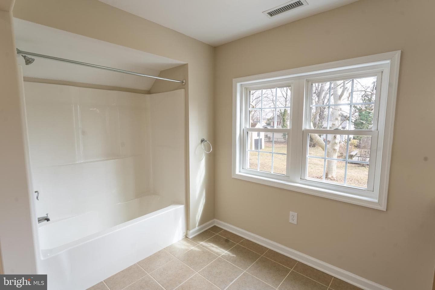 227 Pinehurst Avenue photo 44