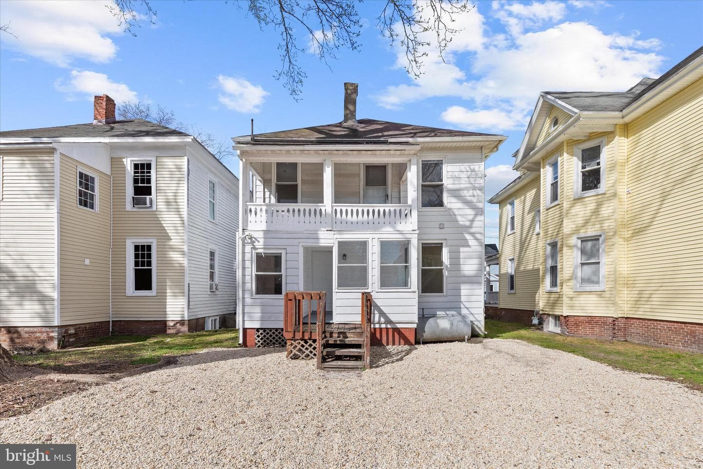 302 Hazel Avenue photo 32