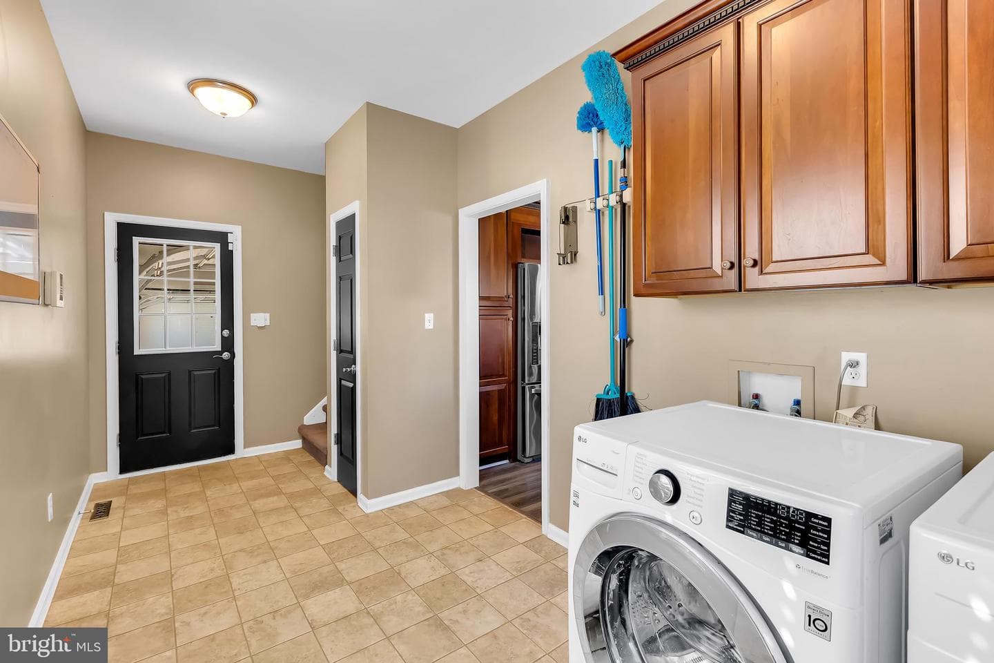 5903 Morgans Way photo 38