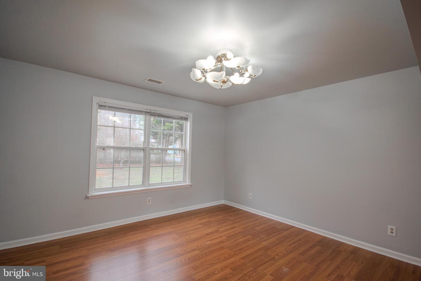 808 Upland Drive photo 10