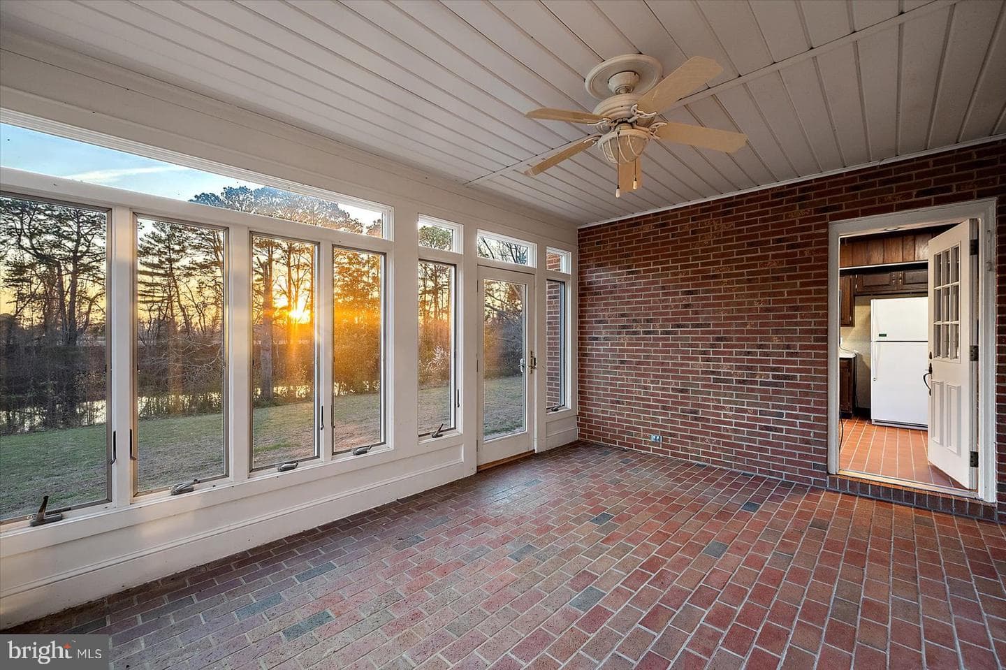 27980 Pemberton photo 10
