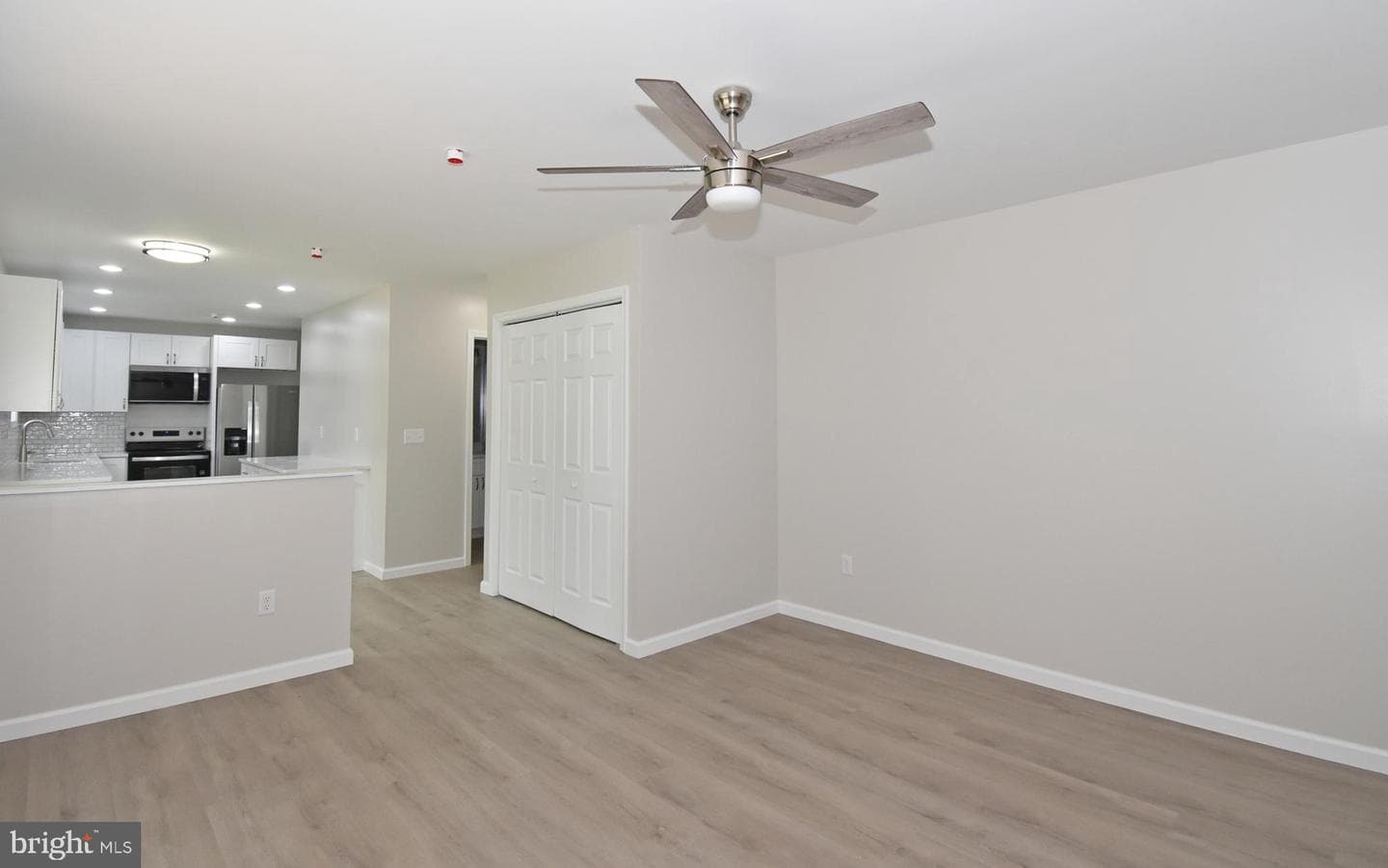 313 Brown Street photo 17
