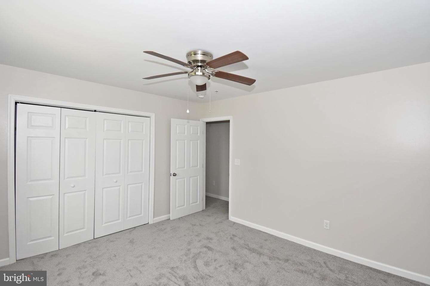 313 Brown Street photo 41