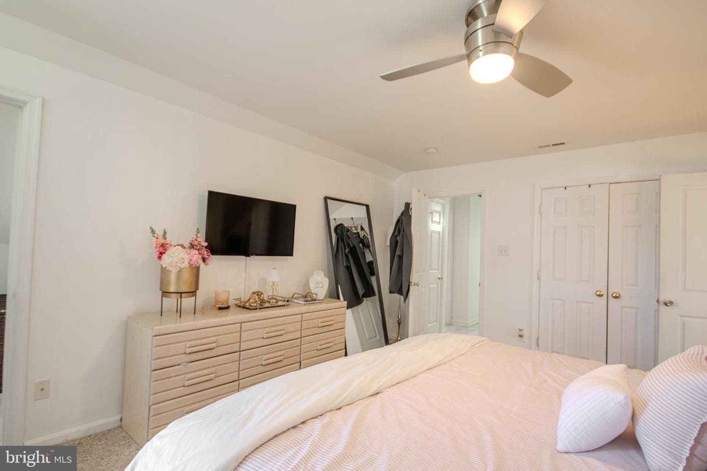 1519 Anchors Way photo 17