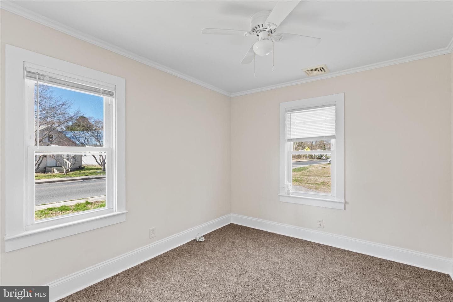 705 Roger Street photo 21