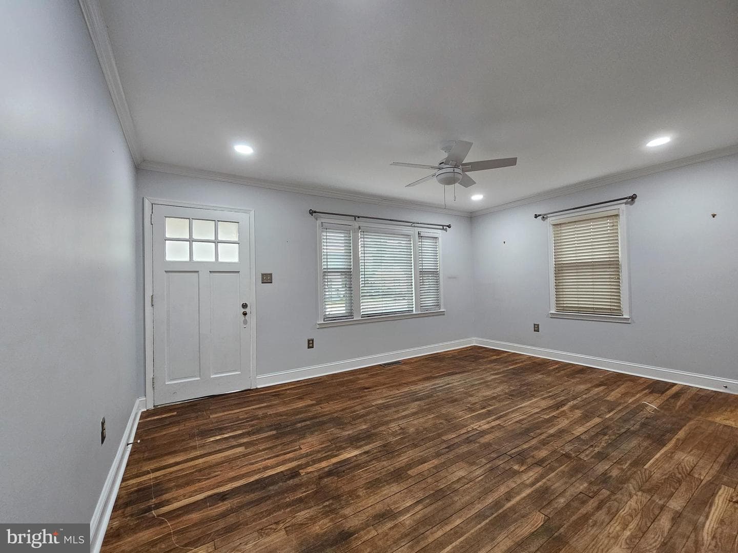 312 S Haven Avenue photo 6