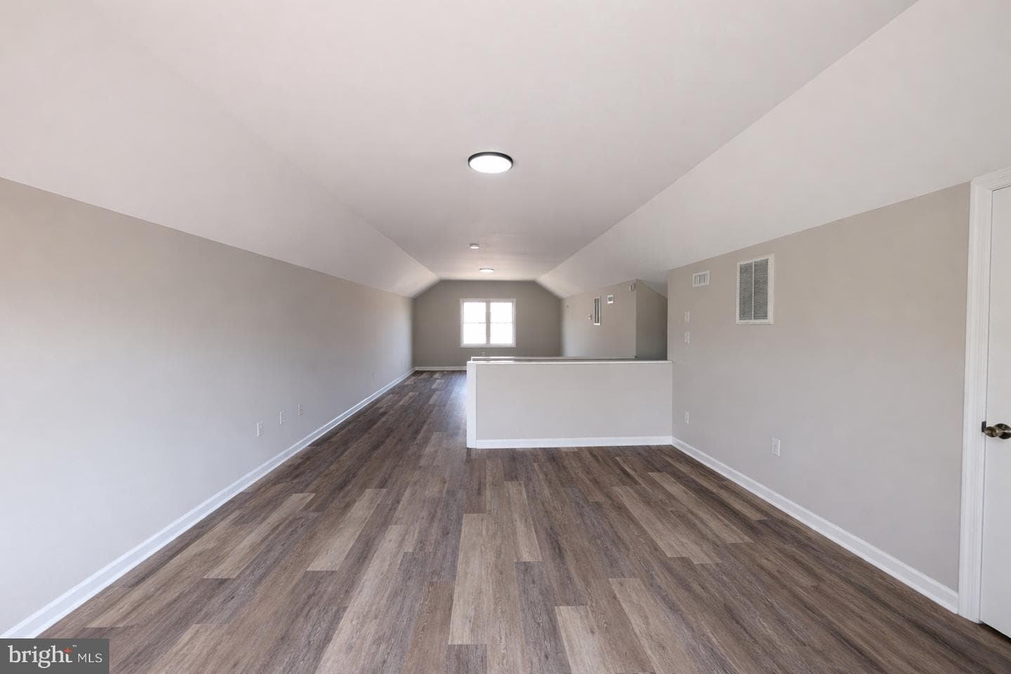 1212 Emerson Avenue photo 7