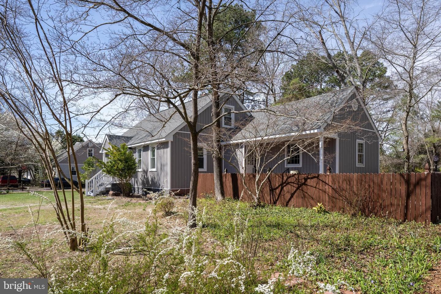 27504 Riverside Drive photo 17