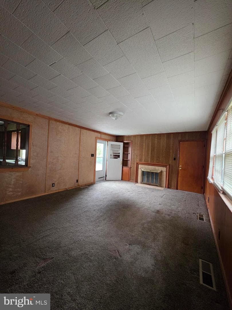 218 Phillip Morris Drive photo 4