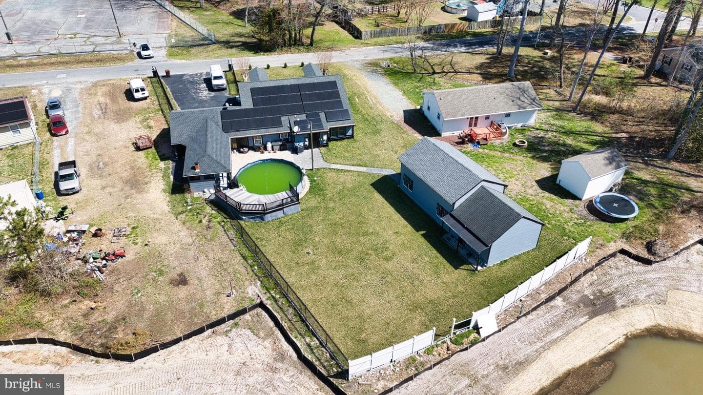 202 School Street photo 51