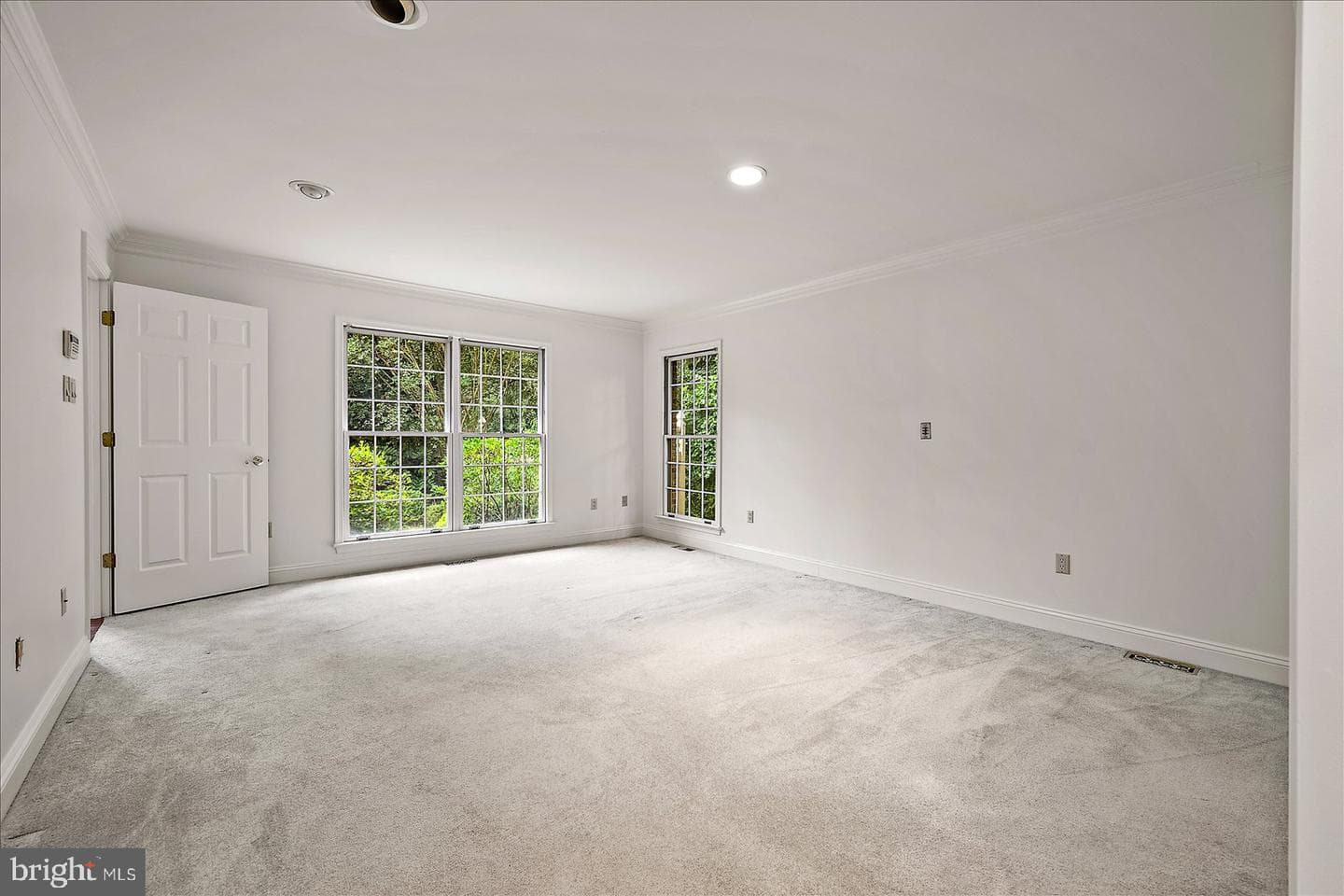 611 N Park Drive photo 30