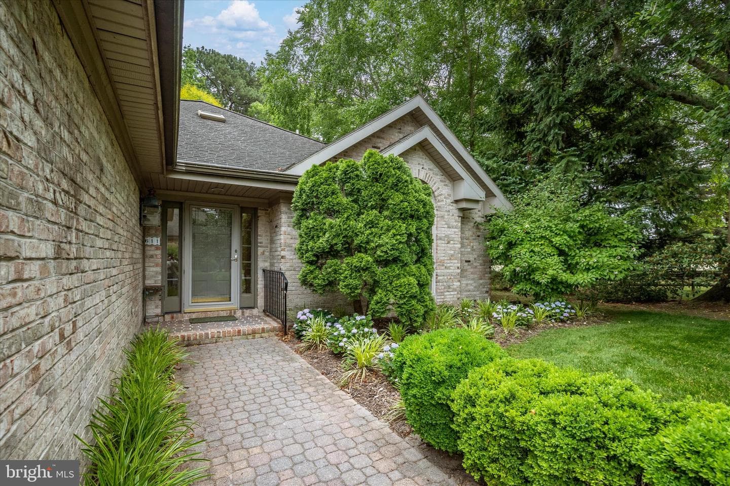 611 N Park Drive photo 99