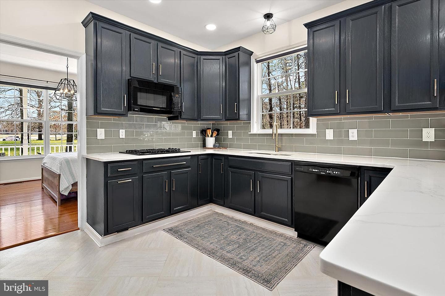 8292 Democracy Drive photo 18
