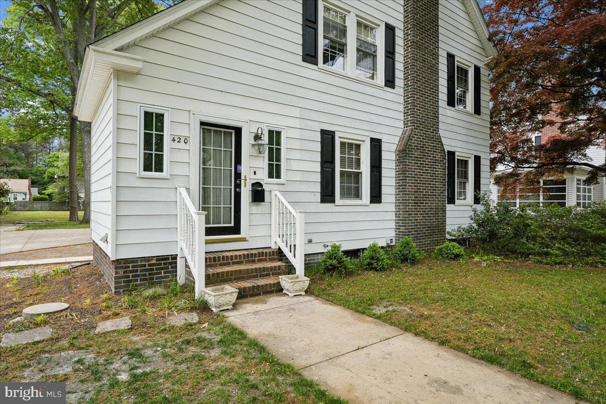 420 Pinehurst Avenue photo 2