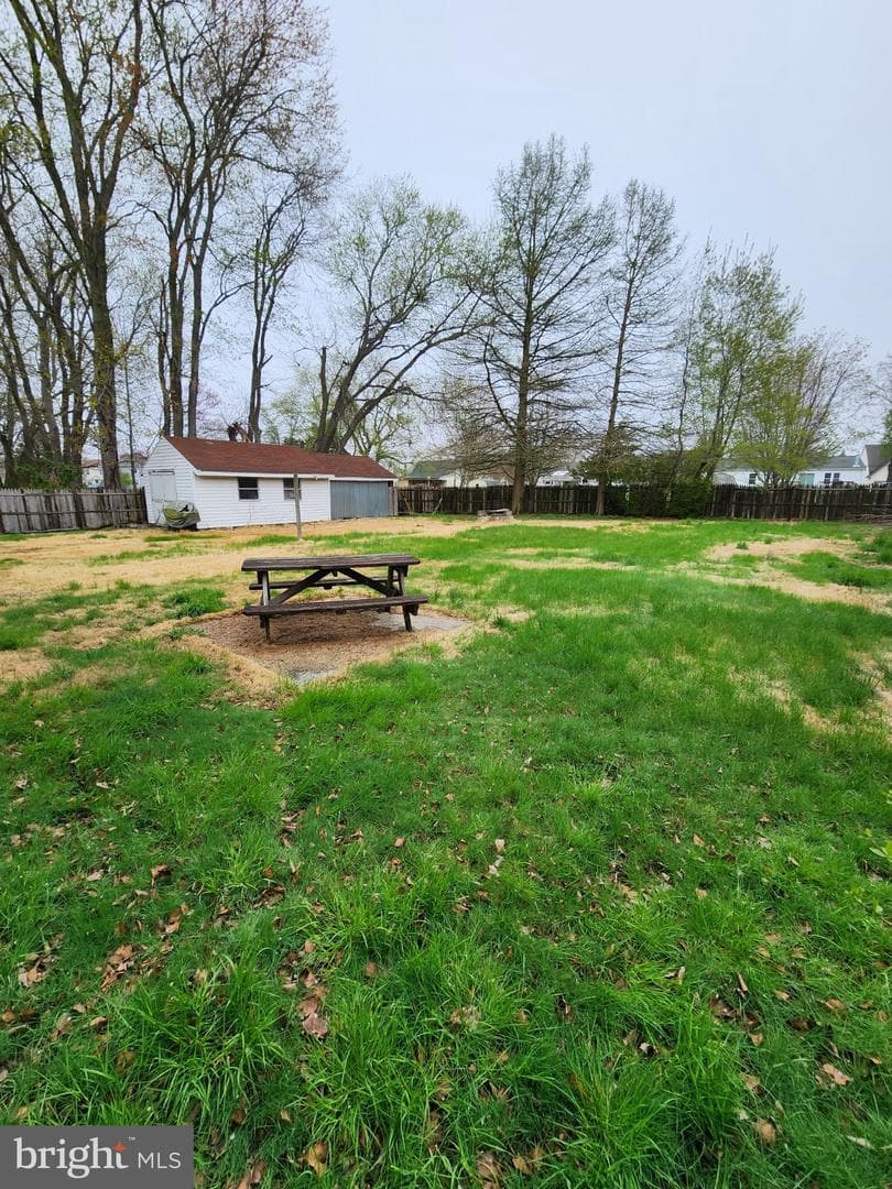 34598 Pitts Avenue photo 38