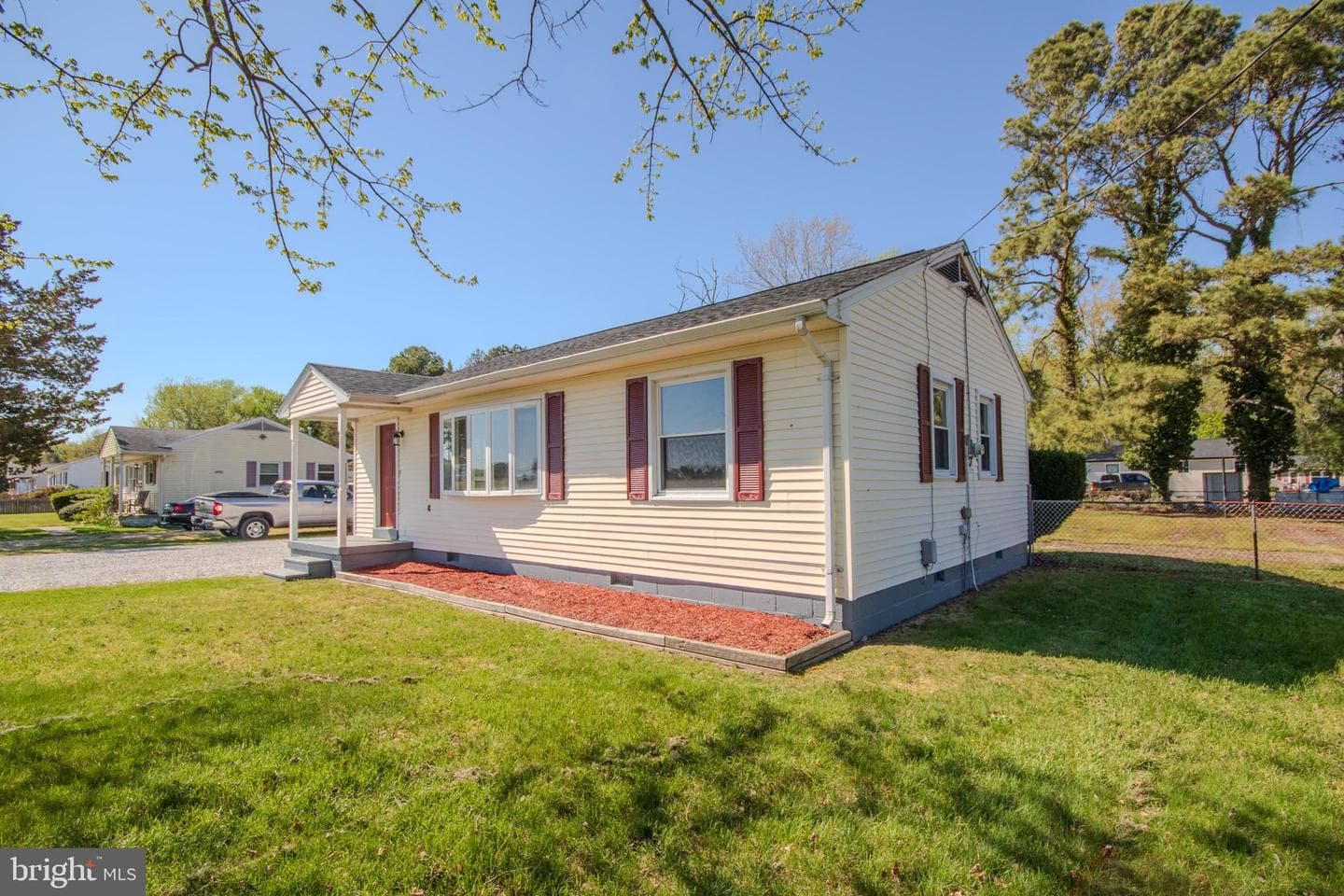 27520 Log Cabin Road photo 3