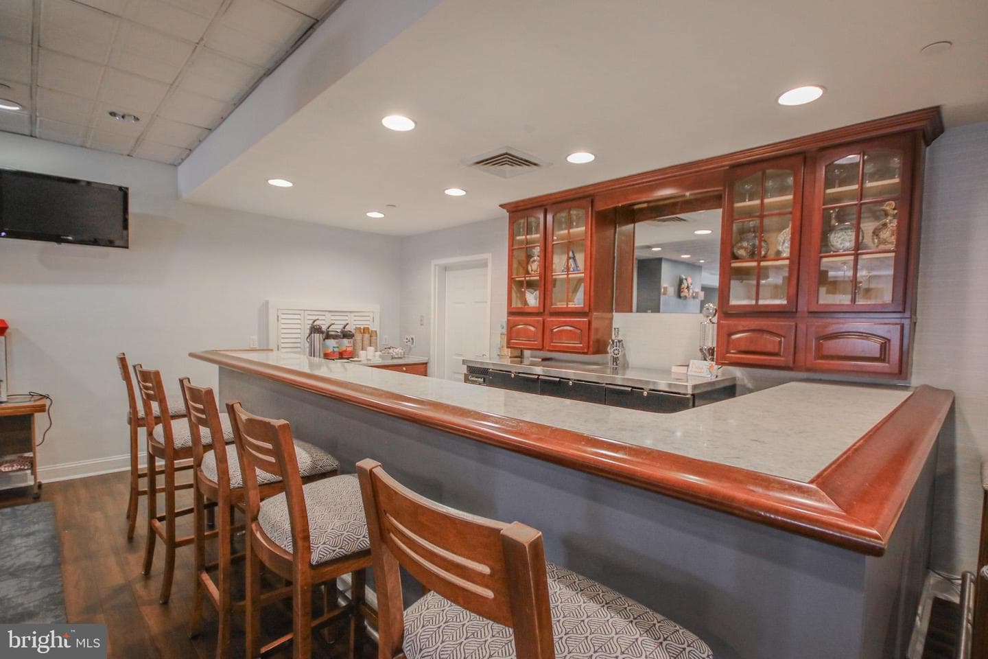922 Winding Way photo 54
