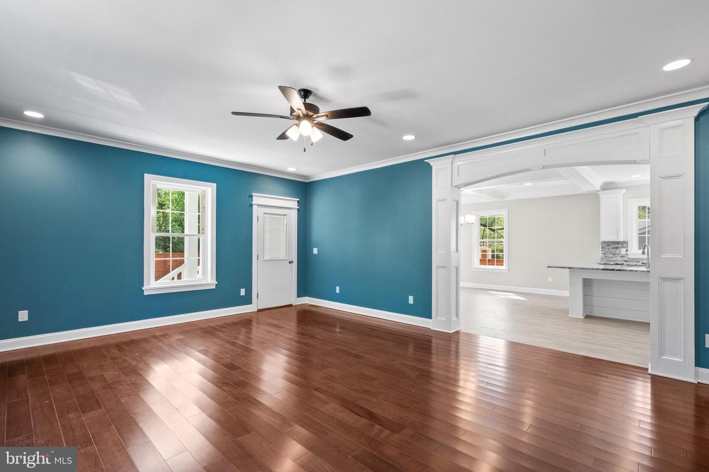 1107 Mineola Avenue photo 10