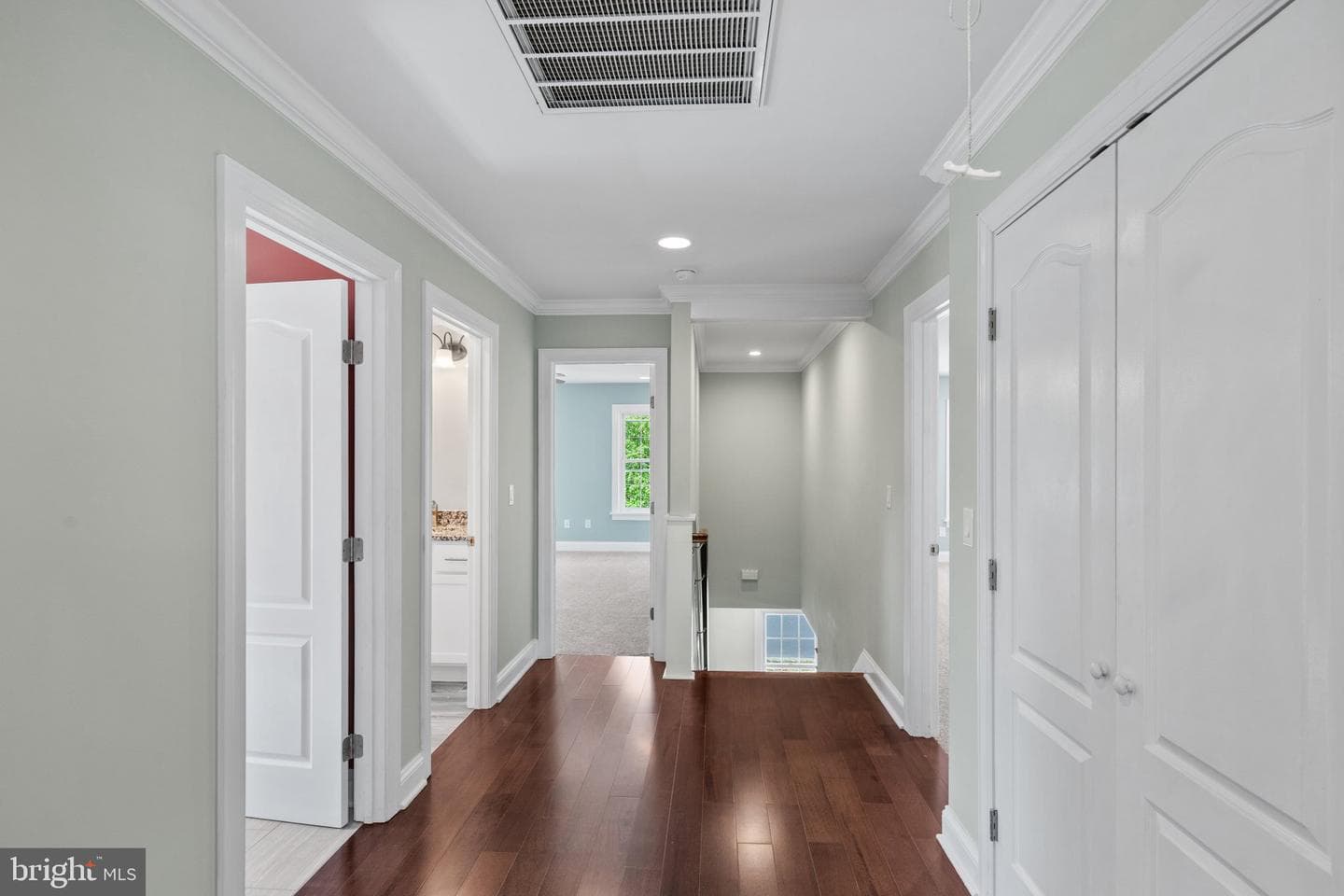 1107 Mineola Avenue photo 44