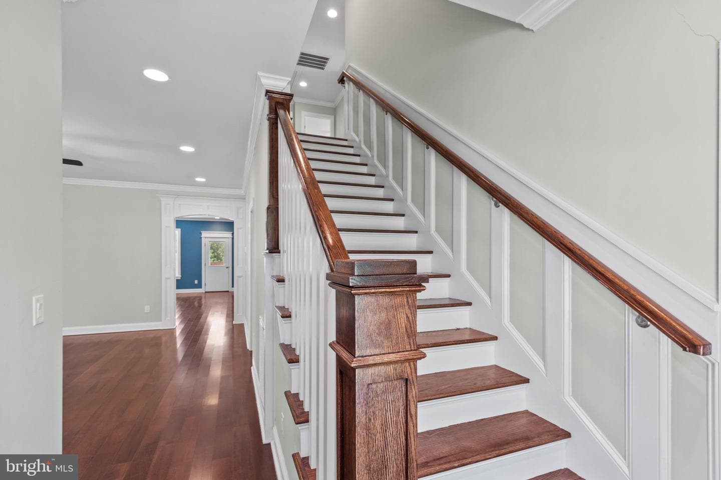 1107 Mineola Avenue photo 46