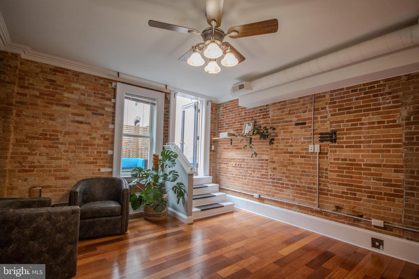 224 W Main St-202 #202 photo 10