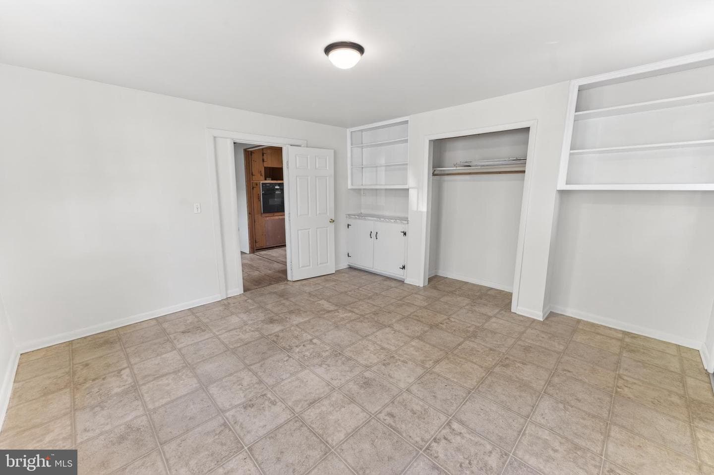 28266 Riverside Drive photo 26