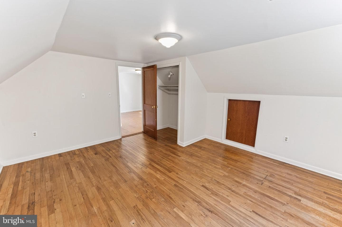 28266 Riverside Drive photo 49