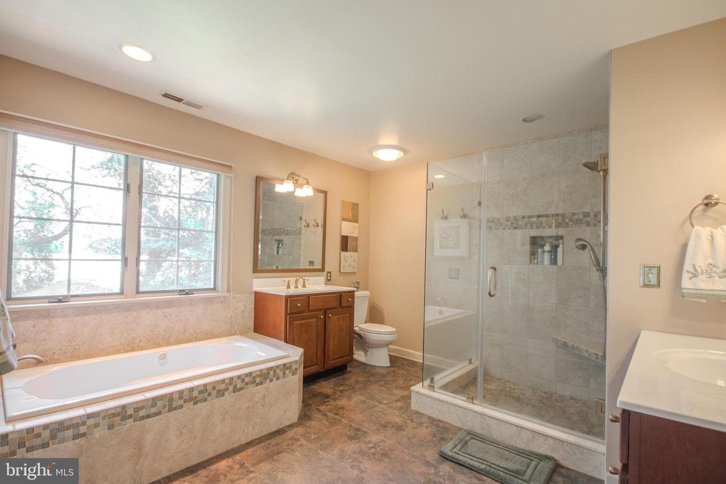 5657 Caledonia Drive photo 20