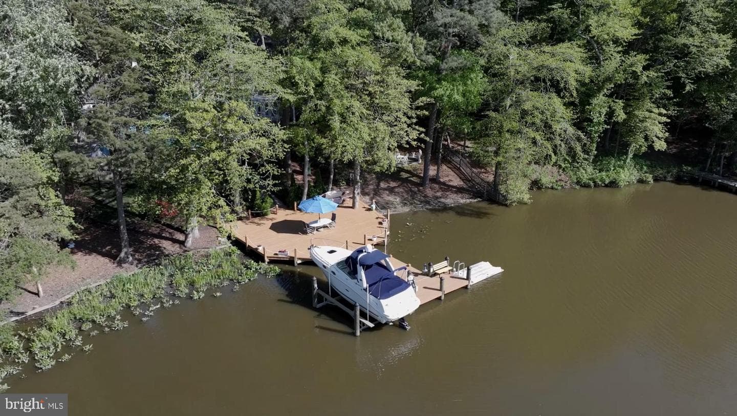 5456 Nithsdale Drive photo 7