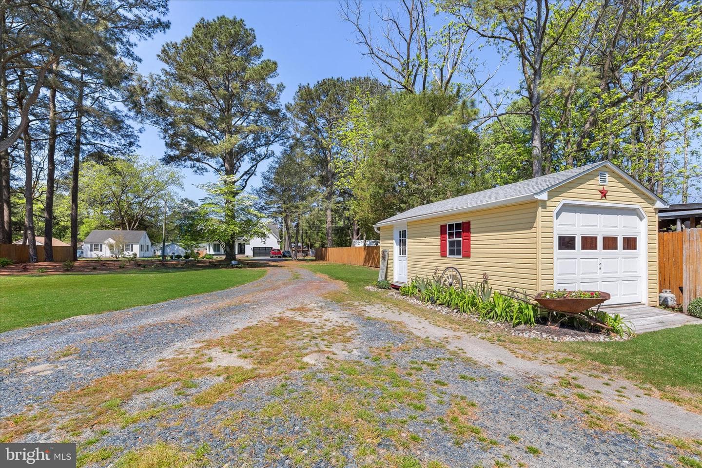 1504 S Division Street photo 35