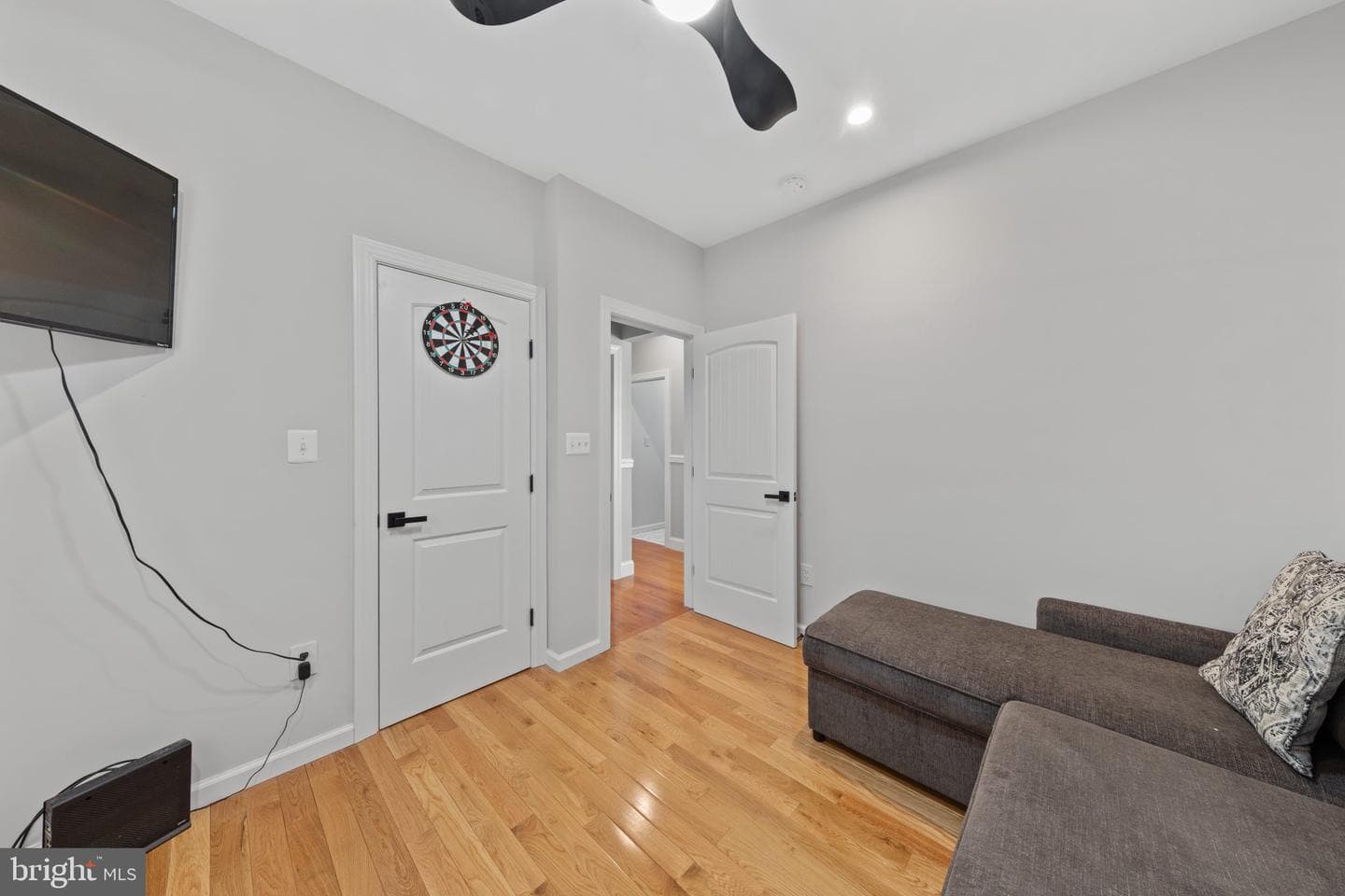27515 Edgewood Circle photo 19