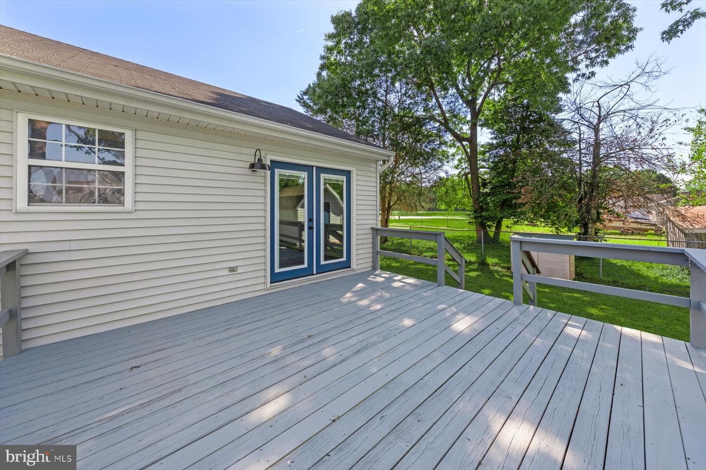 210 Bradley Street photo 39