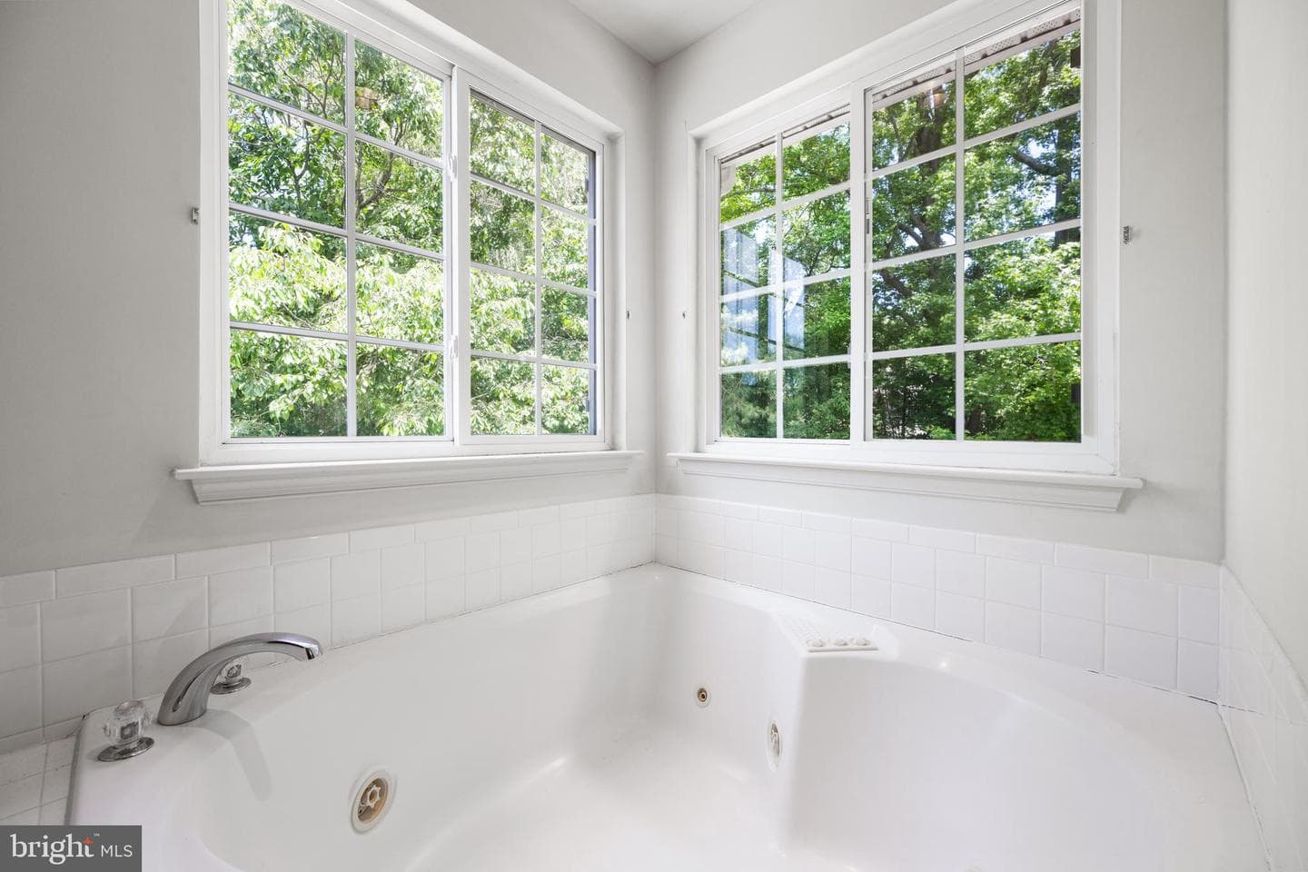 8625 Shadow Lane photo 35