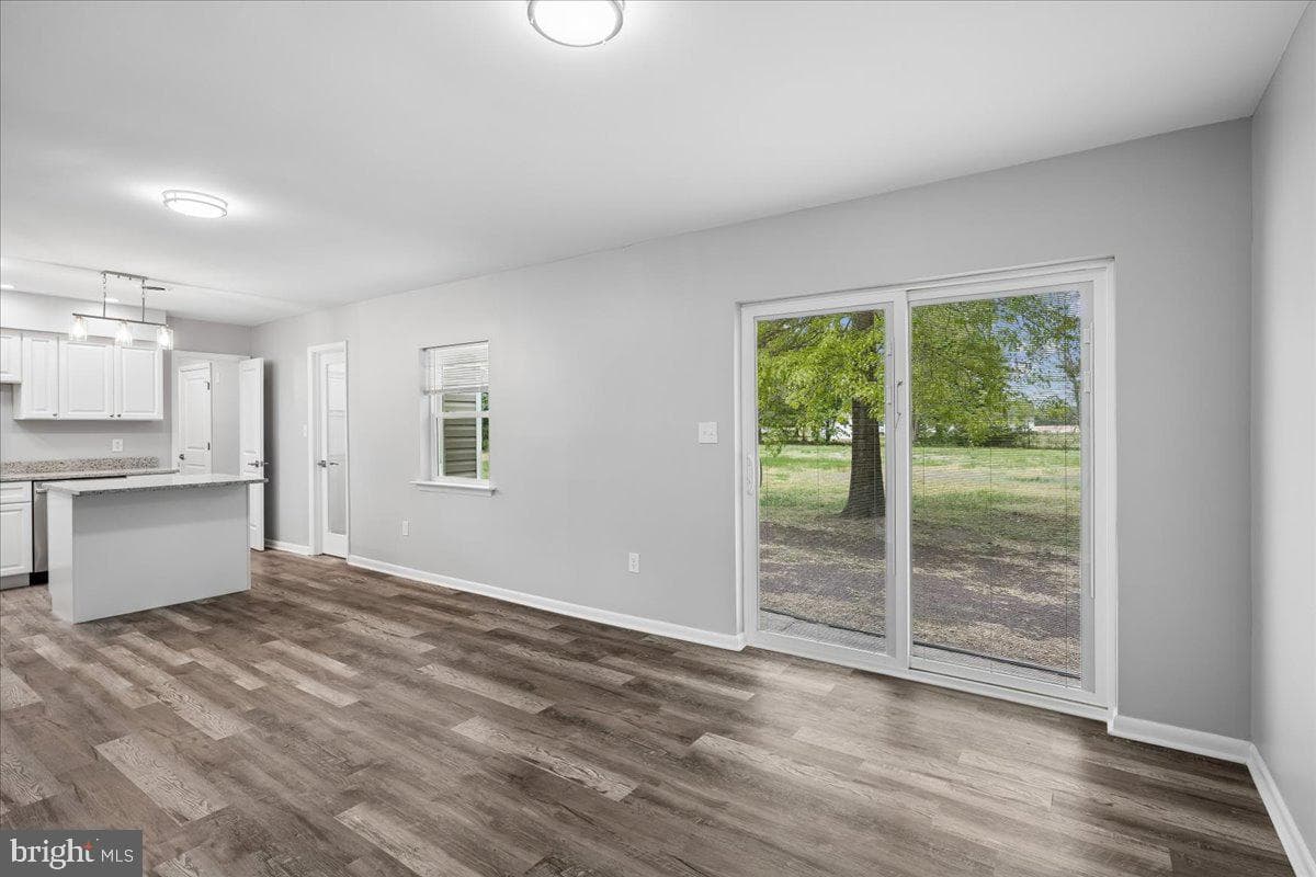 27202 N Tourmaline Drive photo 4