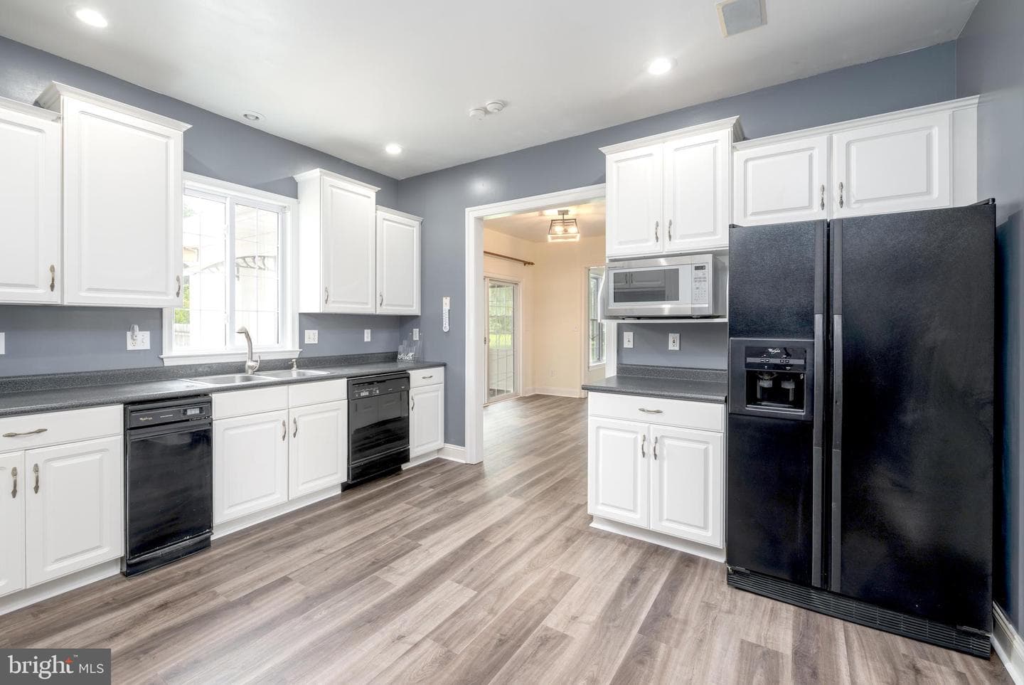 6957 Amber Fields Court photo 14