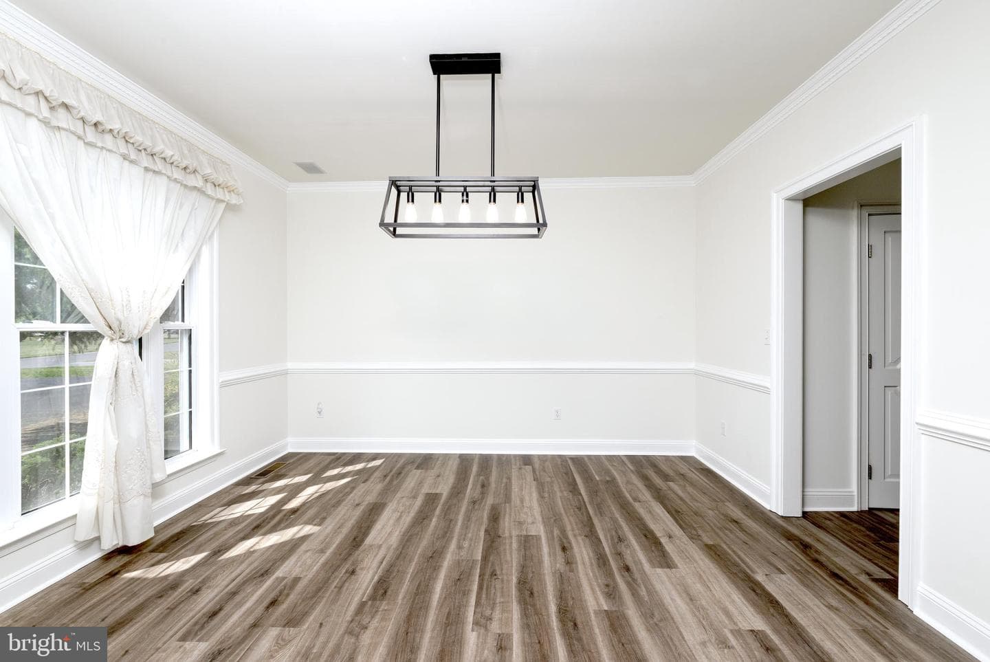 6957 Amber Fields Court photo 16