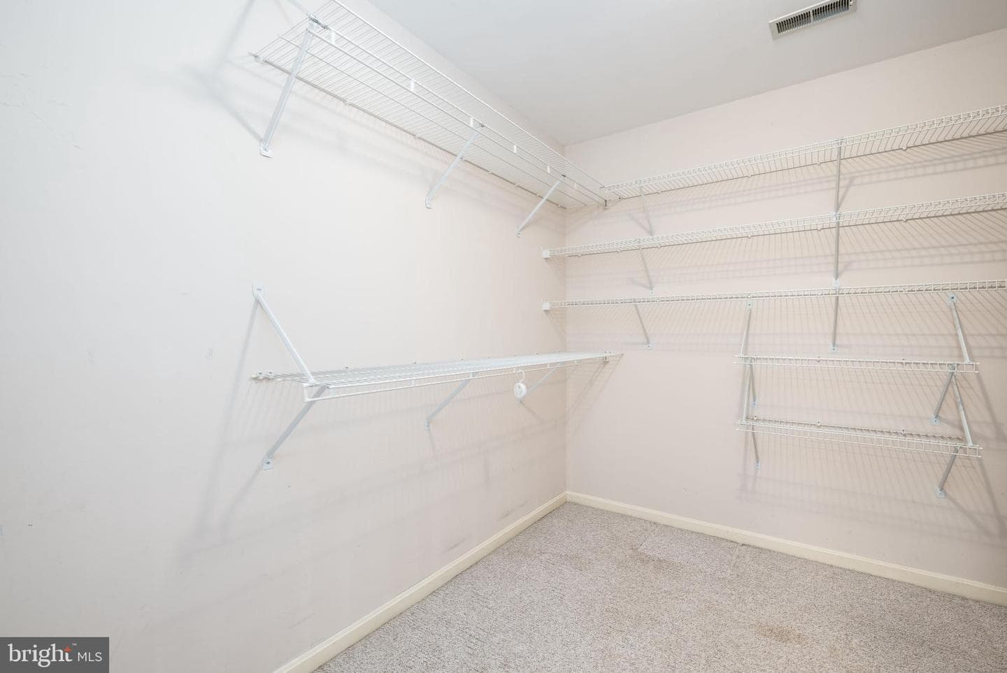 6957 Amber Fields Court photo 28