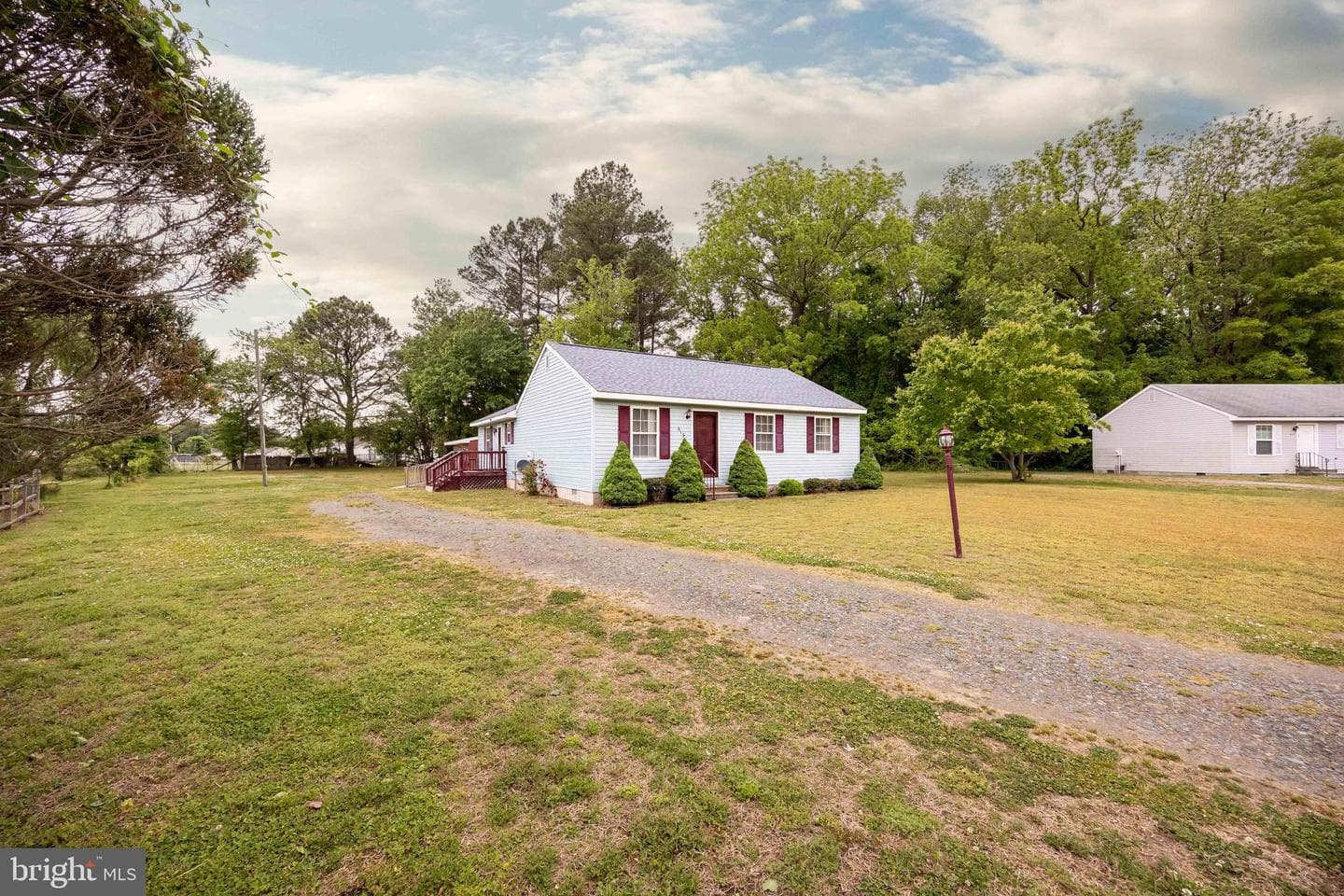 619 Wellington Circle photo 32