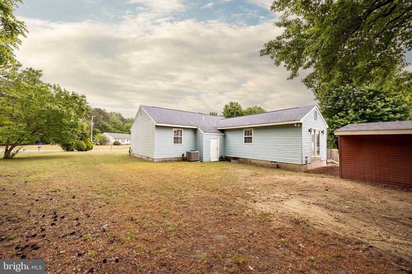 619 Wellington Circle photo 37