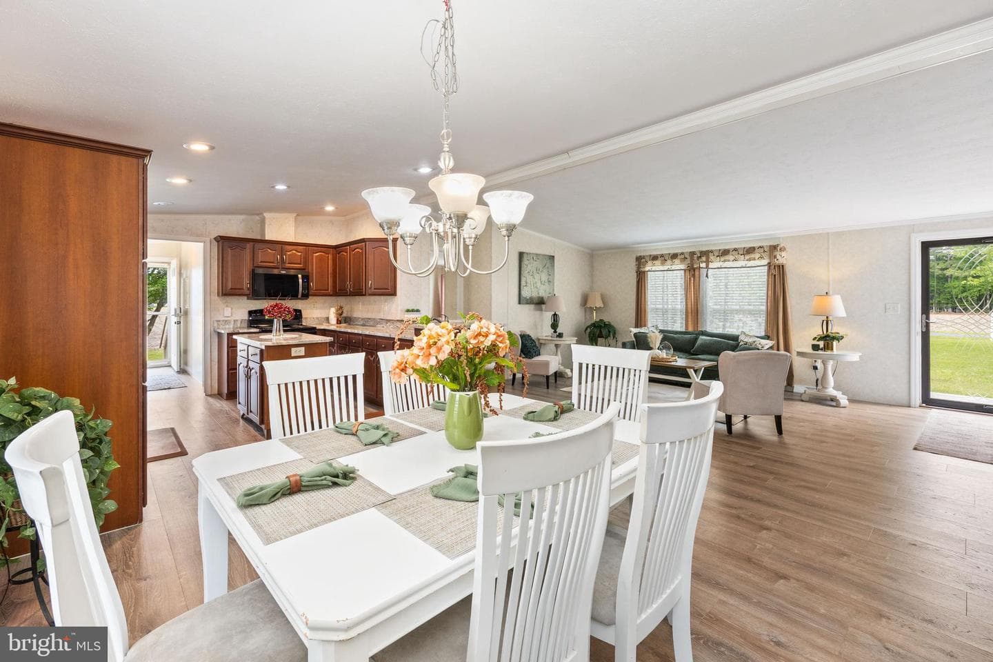 4258 Smith Road photo 18