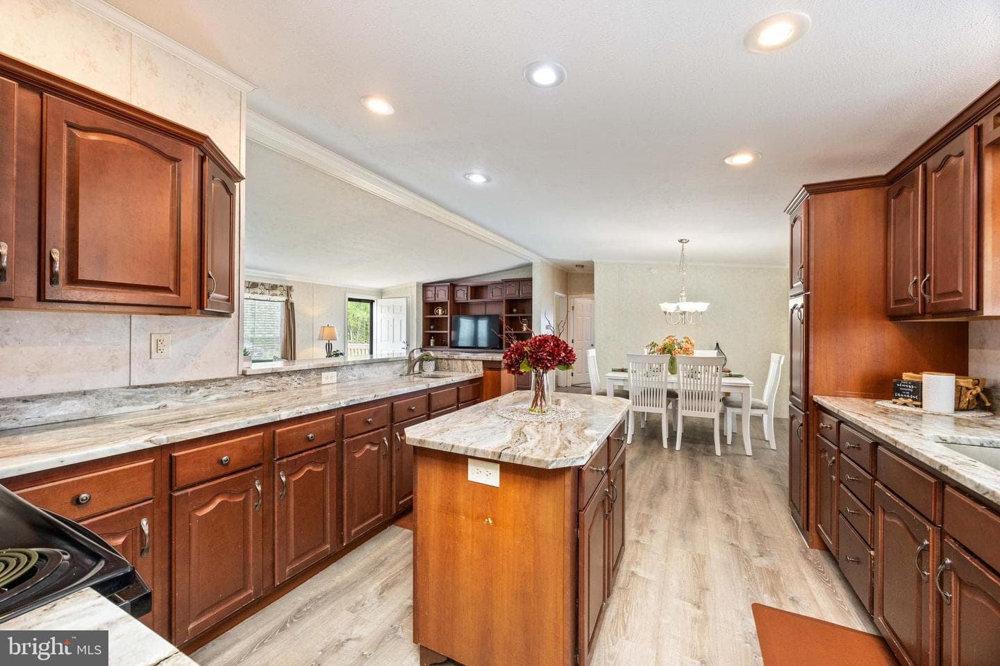 4258 Smith Road photo 23