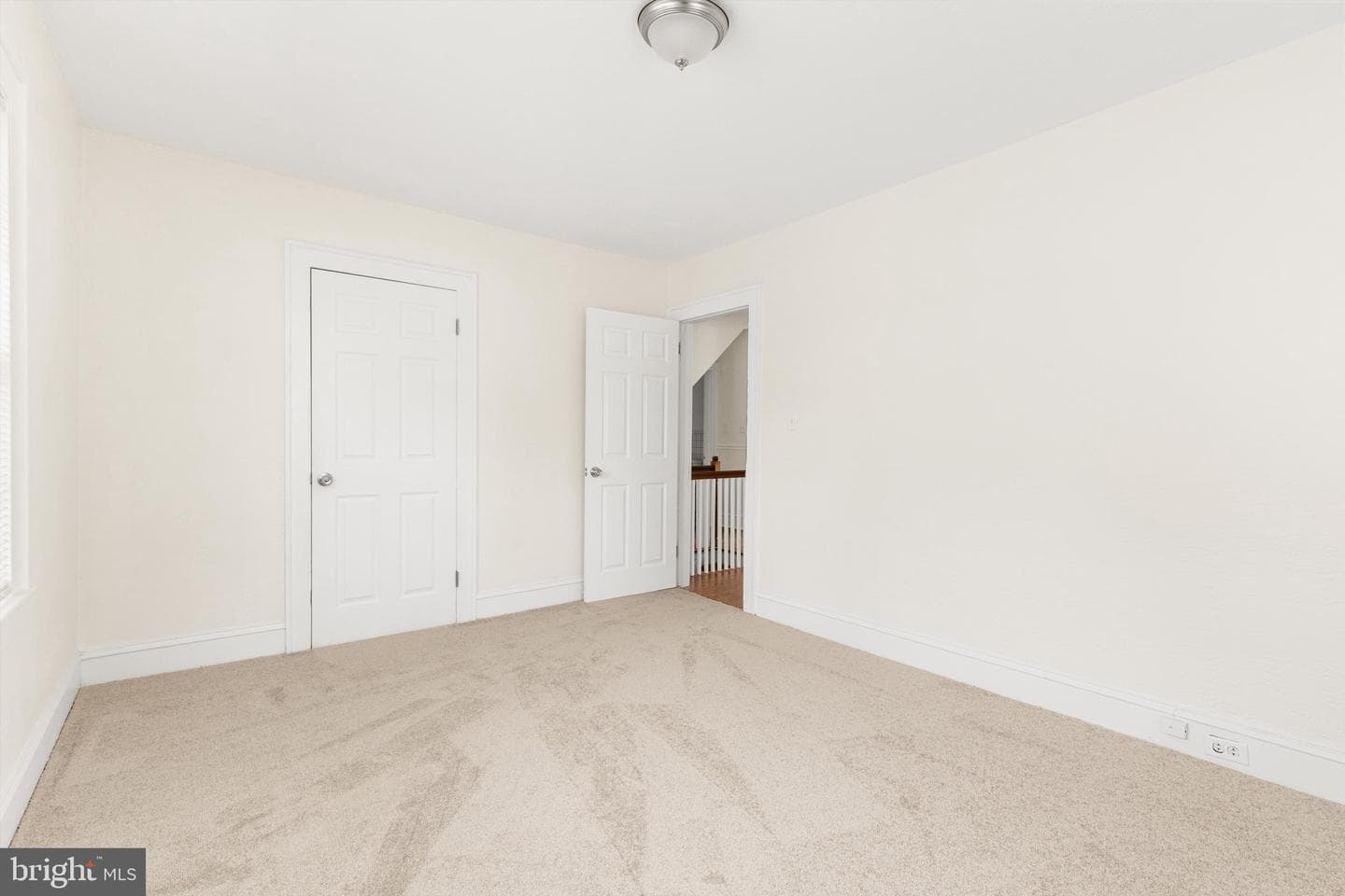 307 New York Avenue photo 27