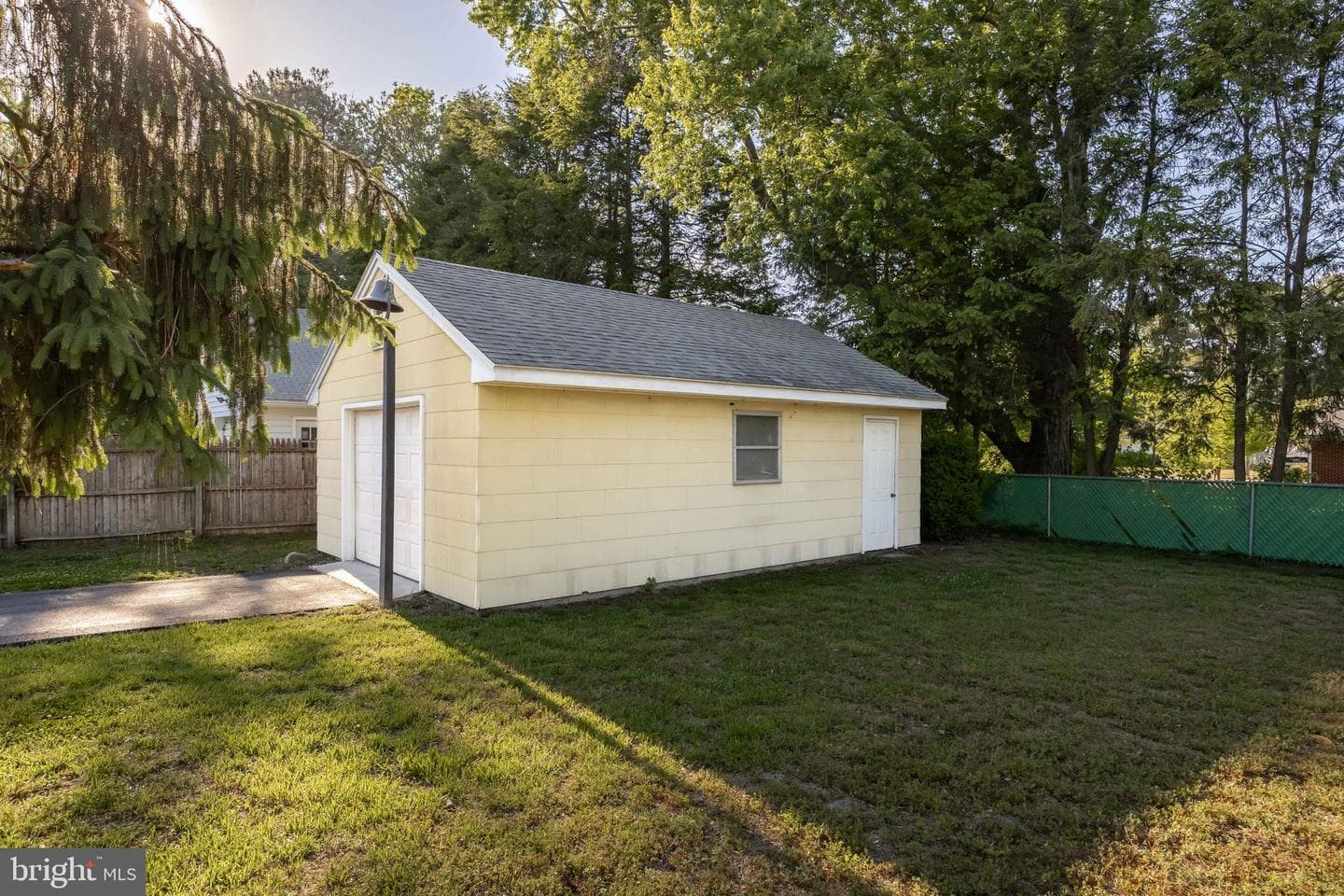 123 Francis Drive photo 42